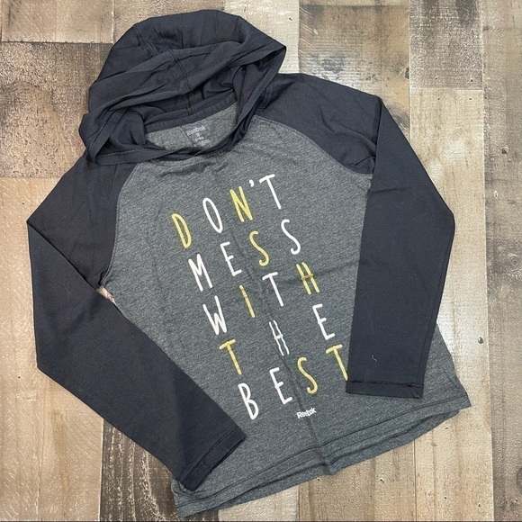 Reebok Long Sleeve Tee Small 8-10 - Picture 1 of 7